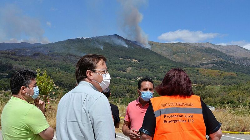 24 horas fin de semana - Siguen activos los dos incendios del norte de Extremadura pero mejoran las condiciones de extinción - Escuchar ahora