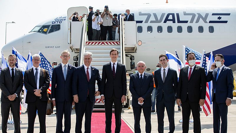 24 horas - El primer vuelo de pasajeros entre Israel y Emiratos Áreabes simboliza el acercamiento entre ambos países