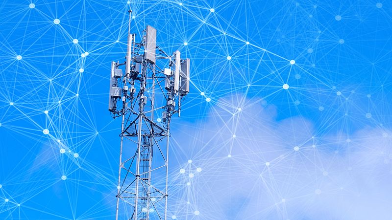 Boletines RNE - Telefónica despliega su red 5G en España - Escuchar ahora