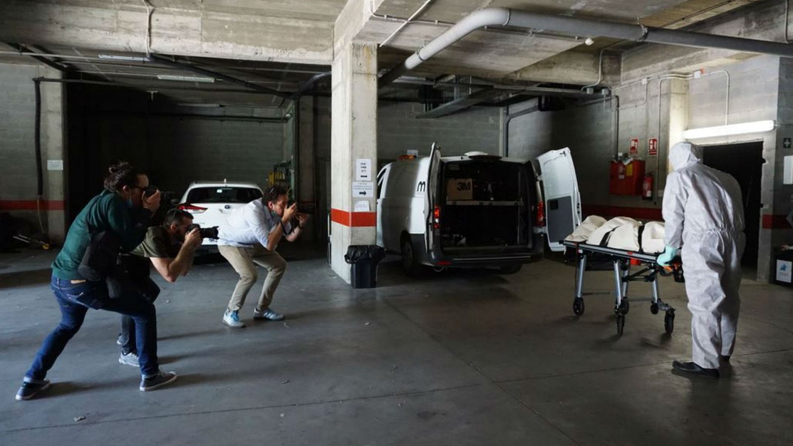 En primera persona - Trabajar en la muerte obliga a desmitificar la muerte - 06/09/20 - escuchar ahora