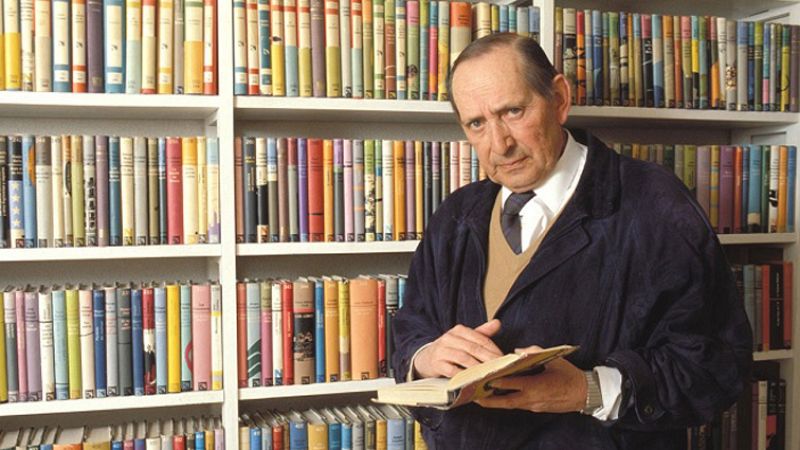 Las mañanas de RNE con Íñigo Alfonso - La moderna | Soy una clásica - Escuchar ahora