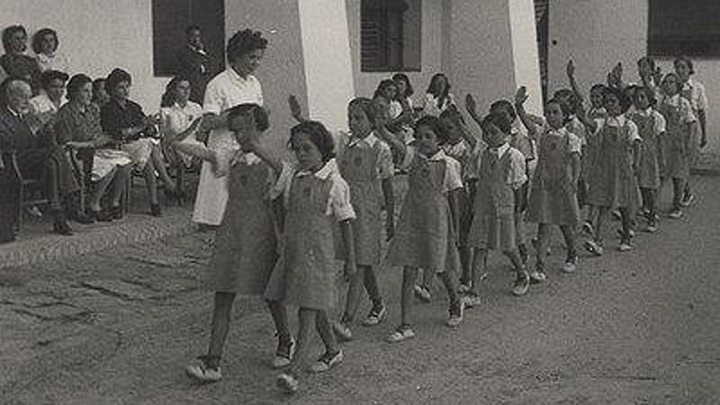 Artesfera en Radio 5 - Mujer y Memoria: �C�mo eran los colegios de nuestras madres y abuelas? - 26/09/20 - Escuchar ahora