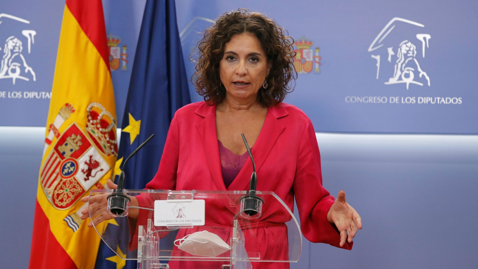 Boletines RNE - El Gobierno suspende las reglas fiscales para las administraciones en 2020 y 2021 - Escuchar ahora