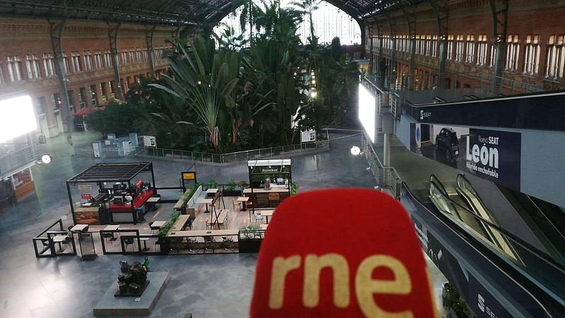 Informativo Crónica de Madrid - Las medidas preocupan a los madrileños: "Vamos de mal en peor y para atrás"