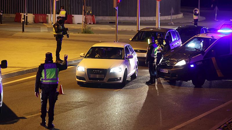 España a las 8 Fin de Semana - Madrid y otras 9 ciudades de la comunidad amanecen con restricciones sanitarias - Escuchar ahora