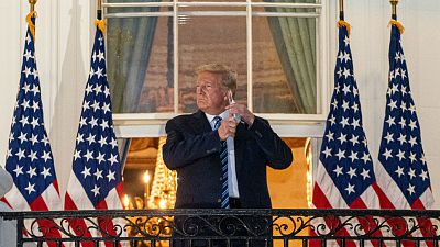 Las ma�anas de RNE con ��igo Alfonso - Trump sale del hospital pese a que a�n no est� fuera de peligro: "No teng�is miedo a la COVID" - Escuchar ahora