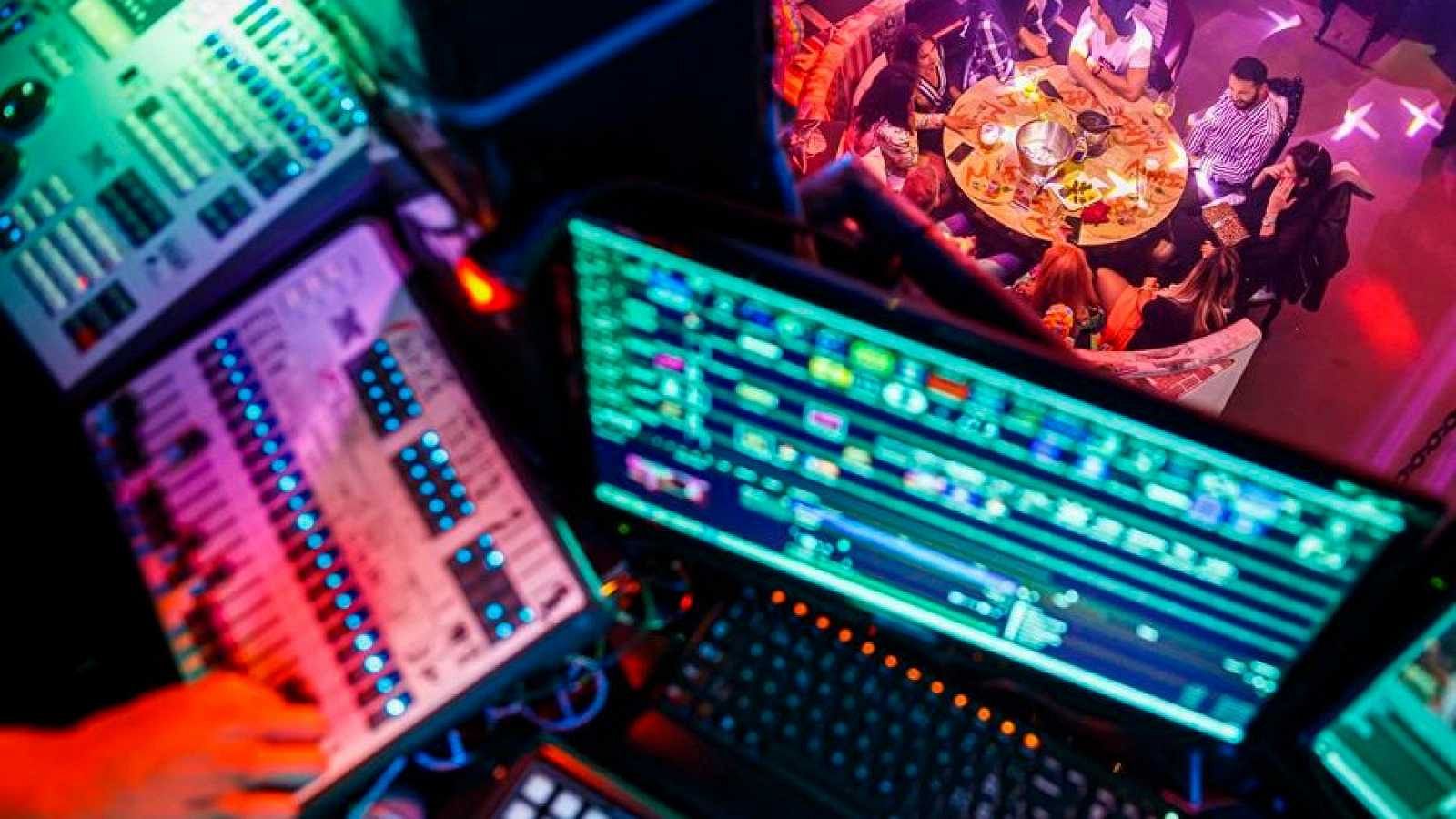 En Directe a Ràdio 4 - Dr. Joan Carles March: "No és adequat en aquests moments reobrir l'oci nocturn"