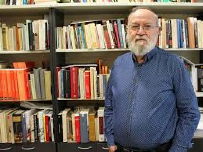 Entrevista catedrático sobre toque de queda - 22/10/20 - Escuchar ahora