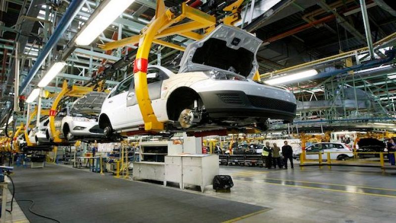 Más cerca - El sector del automóvil: transformación en medio de la pandemia