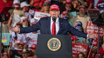 24 horas - Trump y Biden viven las �ltimas horas antes de enfrentarse a las urnas - Escuchar ahora