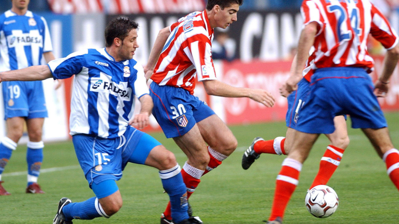 El Vestuario en Radio 5 - Capdevila sobre el descenso del Atlético de Madrid: "Es una espinita que tengo clavada" - Escuchar ahora