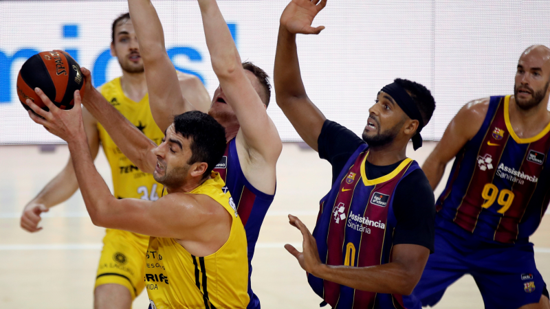 El Vestuario en Radio 5 - Félix Hernández, presidente del Iberostar Tenerife: "No esperábamos estar tan arriba tan pronto" - Escuchar ahora