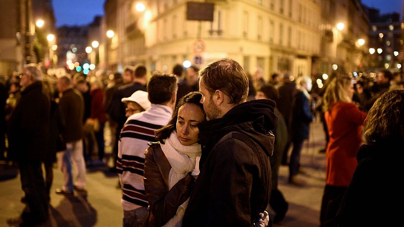 Las mañanas de RNE con Íñigo Alfonso - Cinco años de los atentados en París