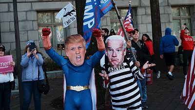 Espa�a a las 8 Fin de Semana - Tensi�n en Washington: una decena de detenidos y un herido durante los enfrentamientos entre seguidores y detractores de Trump - Escuchar ahora