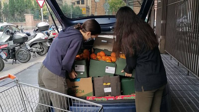 Reportajes en R5 - La demanda en los bancos de alimentos se triplica en la segunda ola