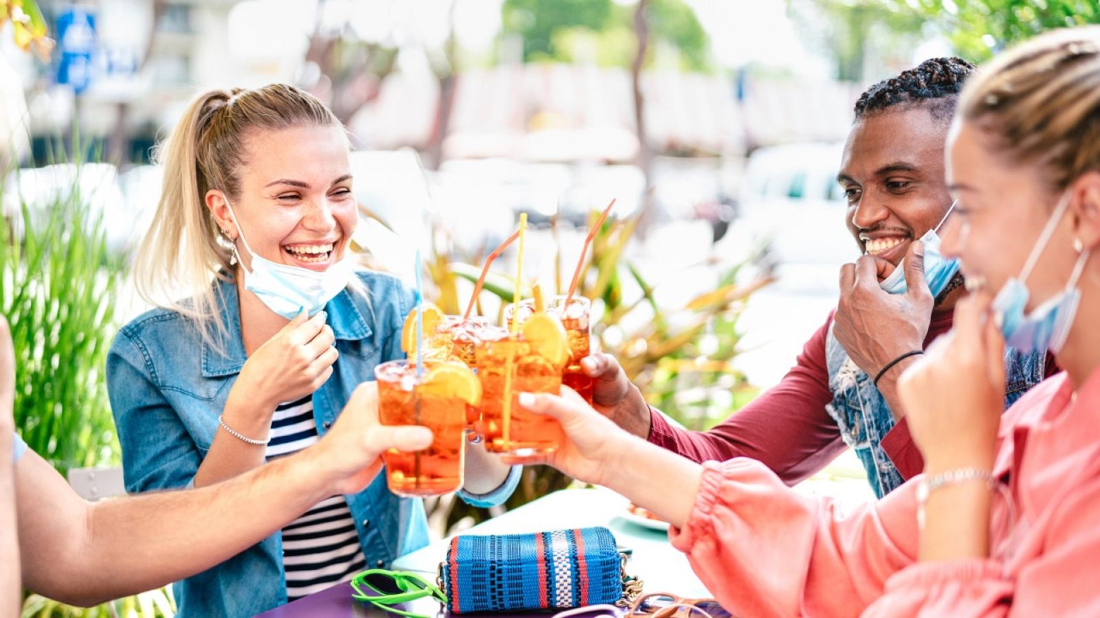 Por tres razones - ¿Qué te tocará en "El sorteo" del Covid? - 20/11/20 - escuchar ahora