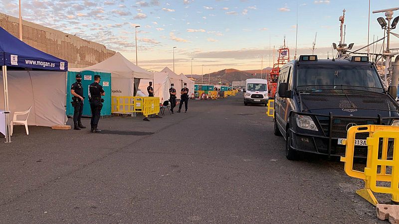 Las mañanas de RNE con Íñigo Alfonso - "El Gobierno está haciendo dejación de funciones en Arguineguín" - Escuchar ahora