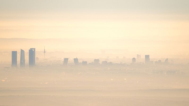 24 horas - La contaminación del aire europeo disminuye con la pandemia, sobre todo en Madrid y Barcelona - Escuchar ahora