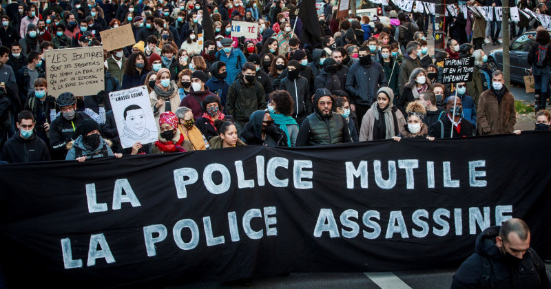 Boletines RNE - Francia da marcha atrás en la nueva ley de seguridad - Escuchar ahora