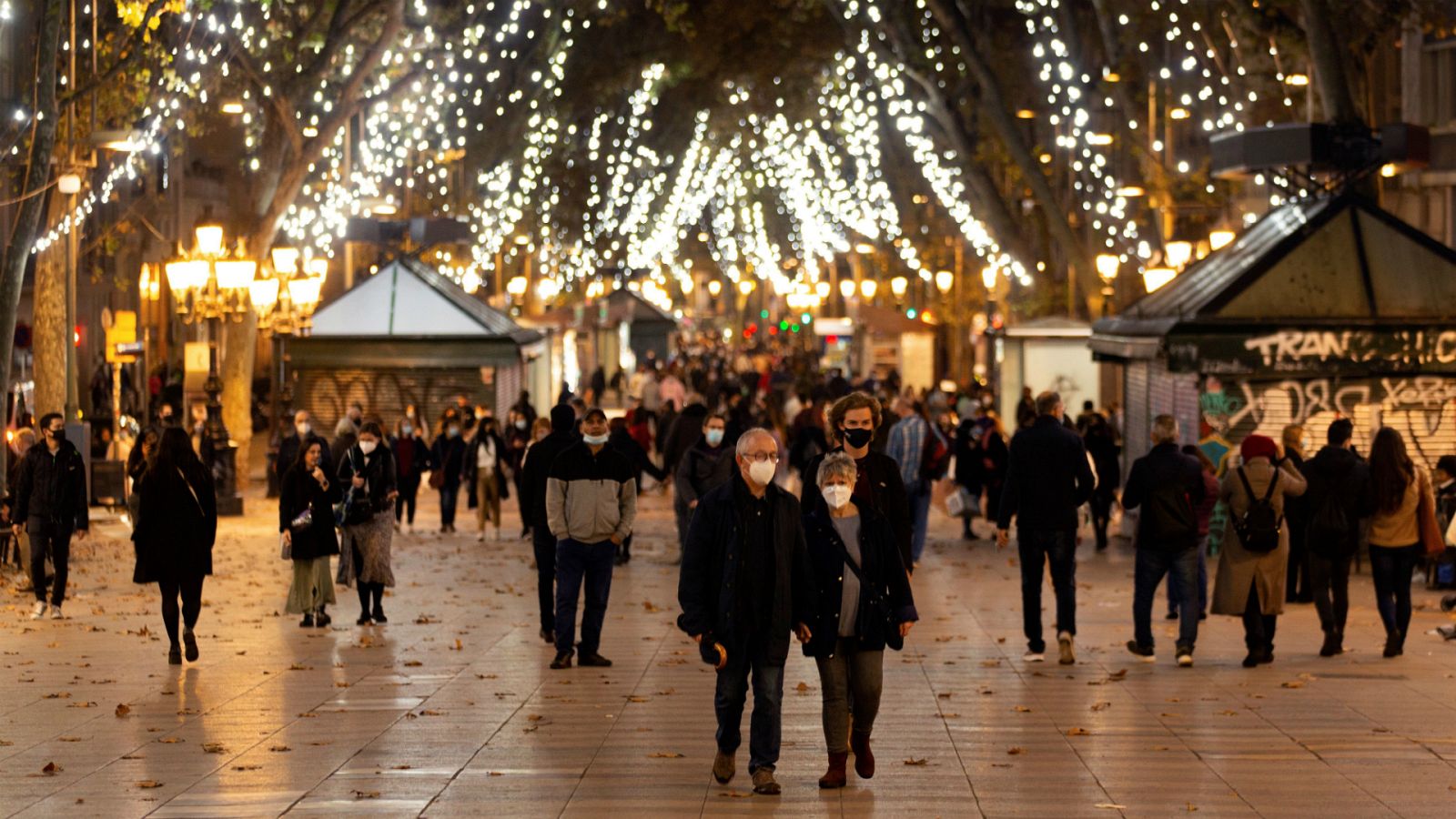14 horas - Plan del Gobierno para Navidad: reuniones de hasta 10 personas y cierre de comunidades salvo para reagrupamientos familiares - Escuchar ahora
