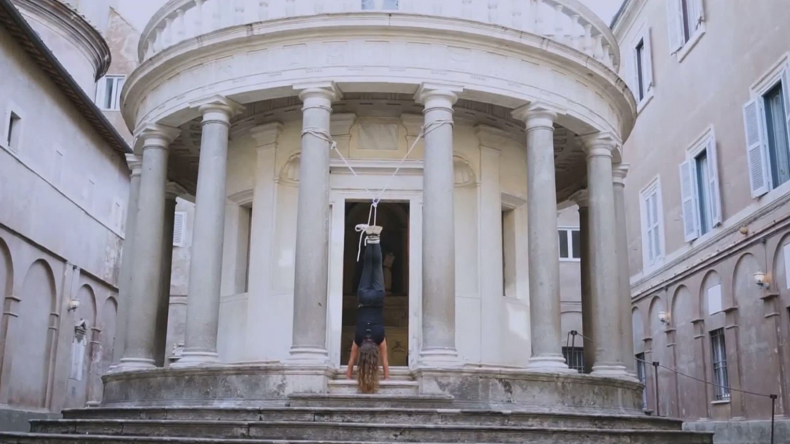 Punto de enlace - 'Reactivando videografías', un proyecto de 71 artistas de américa, Europa y África - 14/12/20 - Escuchar ahora