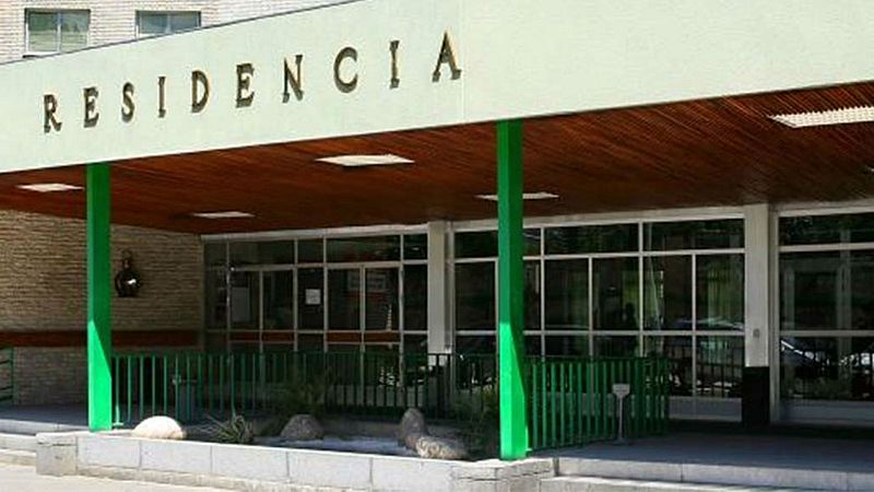 Boletines RNE - La Fiscalía denuncia a una doctora y a una gerente en una residencia privada de ancianos donde falleció una mujer