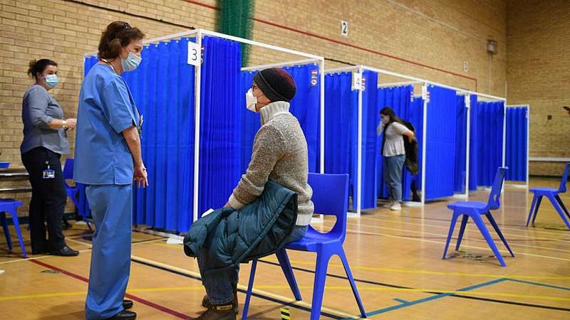 14 horas - "No he notado ningún efecto adverso tras ponerme la vacuna"