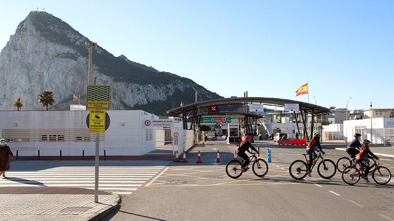 14 horas - Alcalde de La Línea: "Esto es un balón de oxígeno"