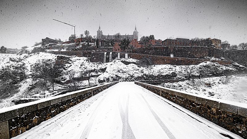 24 horas - "Lo peor de Castilla La-Mancha está en Toledo" - Escuchar ahora