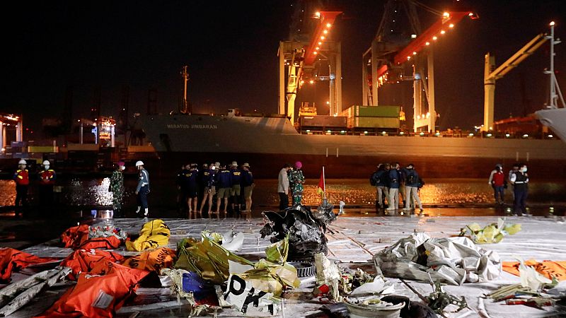 Cinco Continentes - Indonesia, el país más complejo para la aviación civil - Escuchar ahora