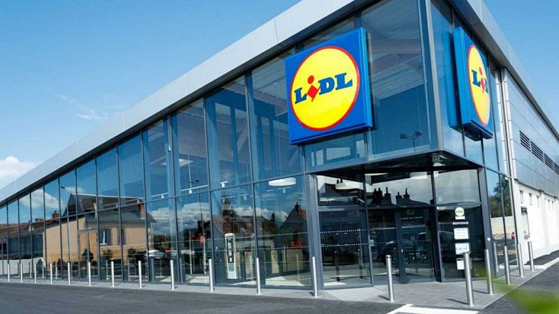 Boletines RNE - El juez condena a Lidl a retirar su robot de cocina por infringir la patente de la Thermomix - Escuchar ahora