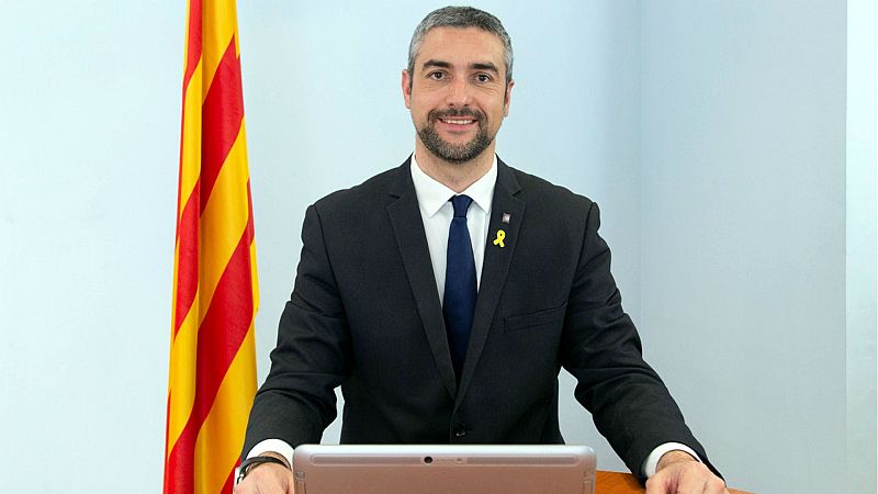 Boletines de RNE - El conseller de Exteriores catalán, inhabilitado por desobediencia grave - Escuchar ahora