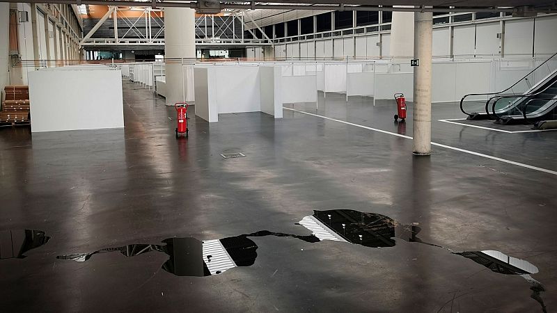 14 horas - Las comunidades vuelven a habilitar hospitales de campaña para contener la pandemia