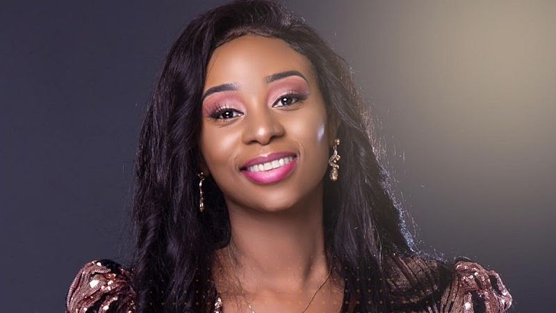 Universo pop - La cantante senegalesa Adiouza lanza nuevo single - Escuchar ahora