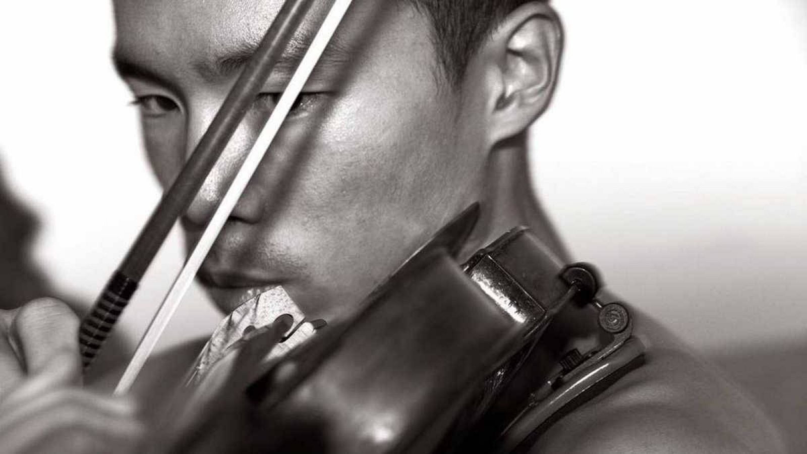 Las mañanas de RNE con Íñigo Alfonso - Aaron Lee despide el Pavón Teatro Kamikaze con "Yo soy el que soy" - Escuchar ahora