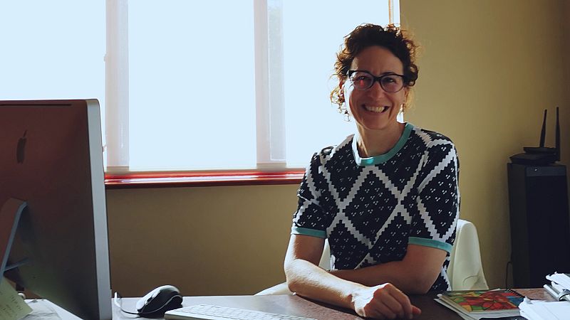 Punto de enlace - Ainara Mancebo investiga relación entre COVID y sistema democrático - 26/01/21 - escuchar ahora