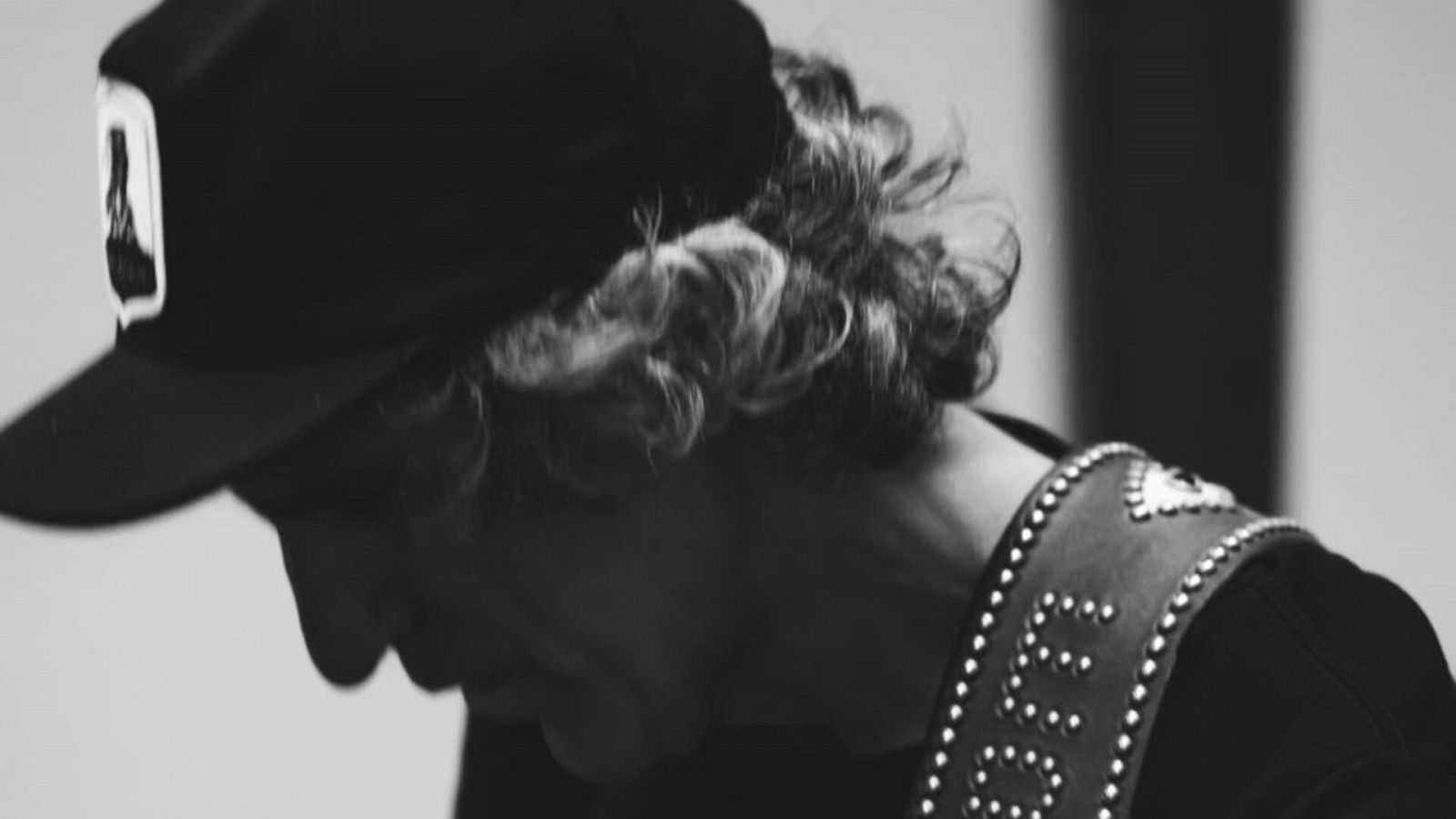 180 grados - Mikel Erentxun con Quique González - 04/02/21 - escuchar ahora