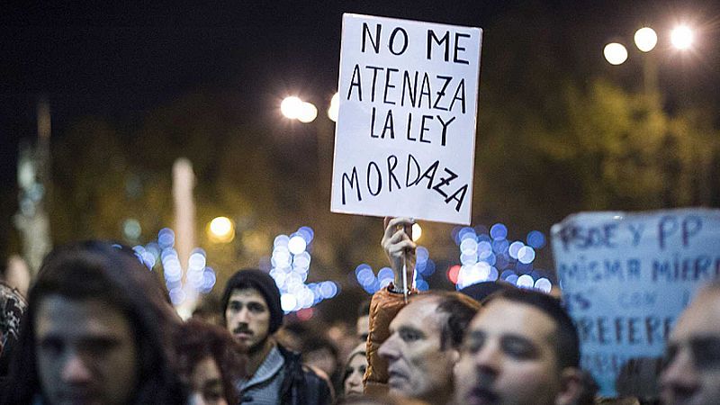 24 horas - El Congreso rechaza la enmienda del PP para mantener en vigor la "Ley Mordaza" - Escuchar ahora