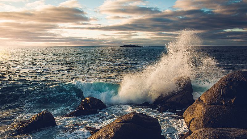 Carlos duarte ' La contaminación acústica en el mar, peor que la de plástico' - escuchar ahora