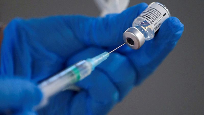 Crónica de Andalucía - David Moreno, director del Plan de Vacunación de la Junta - Andalucía Informativos | Escuchar