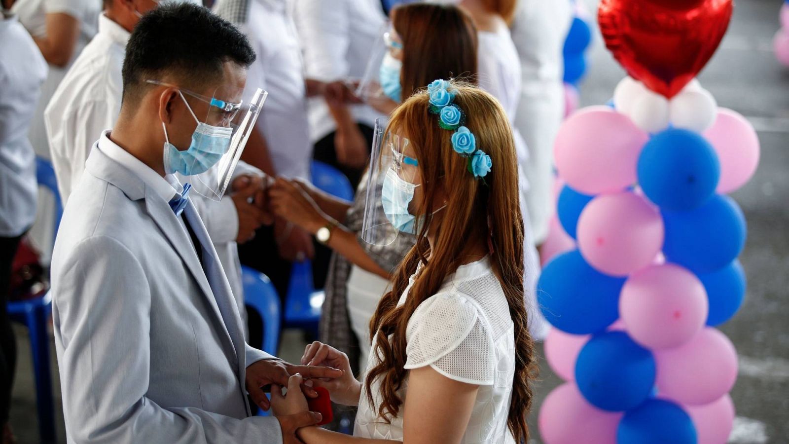 14 Horas Fin de Semana - El sector de las bodas pide socorro - Escuchar ahora