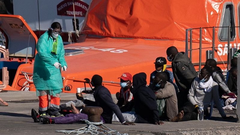 14 horas - Abú, cuatro años sin papeles: "No tienes la misma libertad, te da miedo estar en la calle por si te devuelven a Gambia"