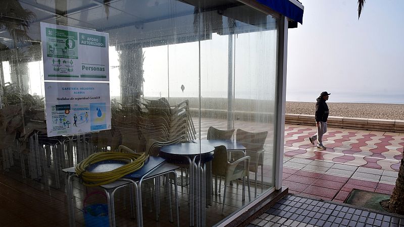 Informativo Andalucía Tarde - Andalucía actualiza los municipios con restricciones - Escuchar ahora