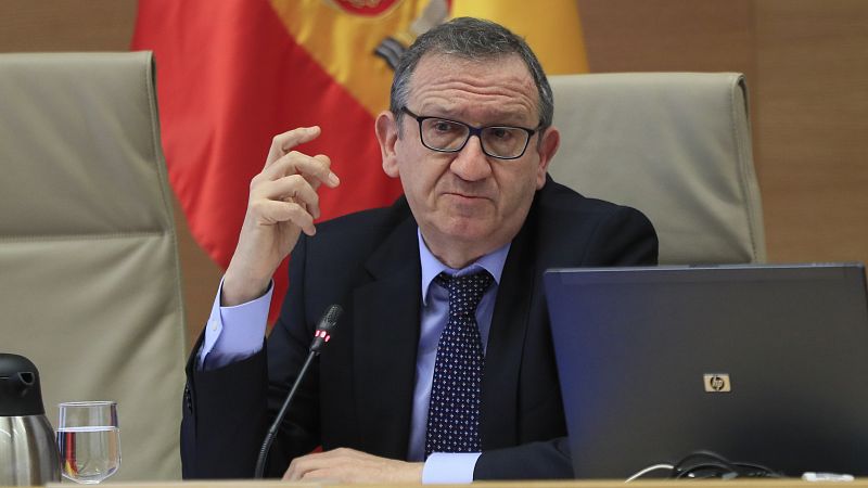 Las mañanas de RNE con Íñigo Alfonso - Los técnicos de Hacienda critican la "inactividad" de la Agencia Tributaria con el rey emérito: "Había indicios para investigarle antes de la regularización"