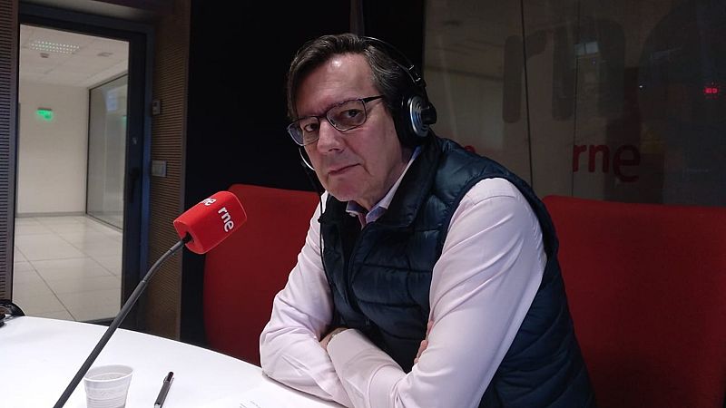 Las mañanas de RNE - Vallespín: "Esta crisis se está encontrando sin una respuesta política eficaz" - Escuchar ahora