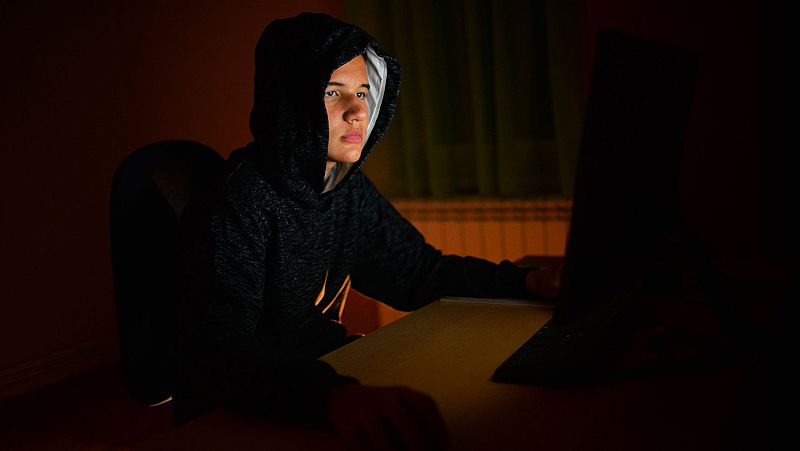 Las mañanas de RNE con Íñigo Alfonso - Consumo de pornografía en adolescentes: Cada vez antes y con ms frecuencia