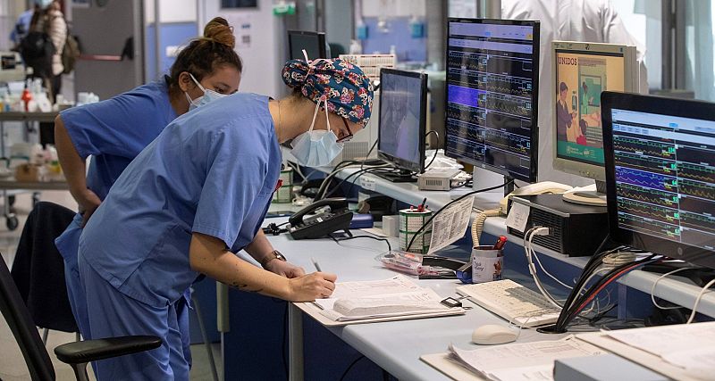 Entre probetas - Enfermera en época COVID, ¡casi ná! - 09/03/21 - Escuchar ahora