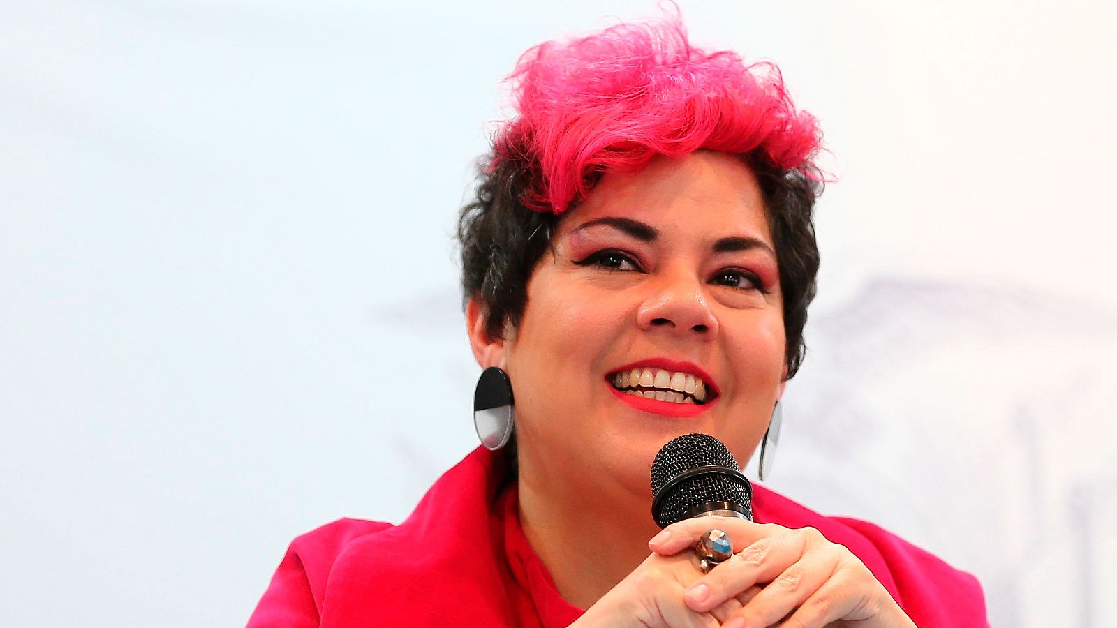 Las mañanas de RNE con Íñigo Alfonso - La moderna | En mitad de un incendio - Escuchar ahora