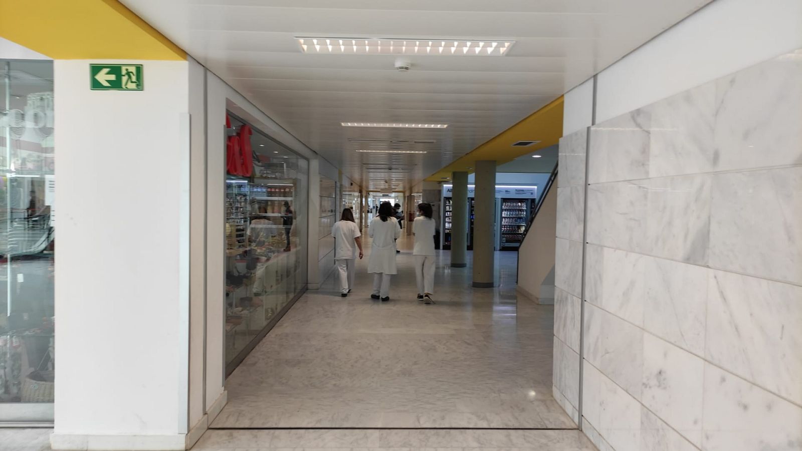 Las mañanas de RNE con Íñigo Alfonso - Sindicatos médicos: "nuestro cansancio físico y emocional pone en peligro el sistema"  - escuchar ahora