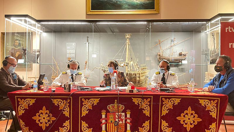 Por tres razones - Subimos a bordo del Juan Sebastián de Elcano